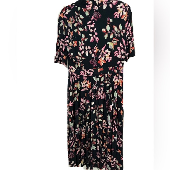 Maggy London Floral V-Neck Pleated Maxi Dress Size 10 - Picture 2 of 4